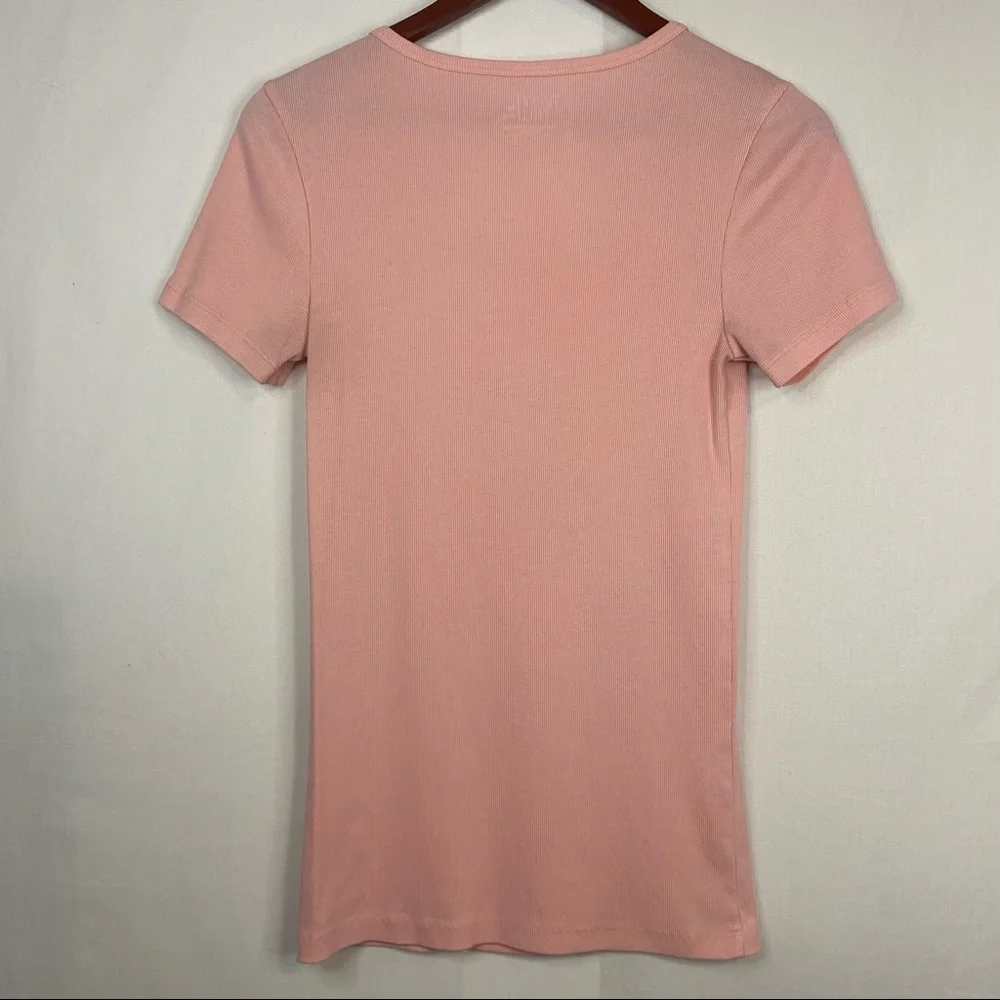 TIME AND TRU Partial Button Down Tee Light Pink Size Medium - Picture 9 of 9